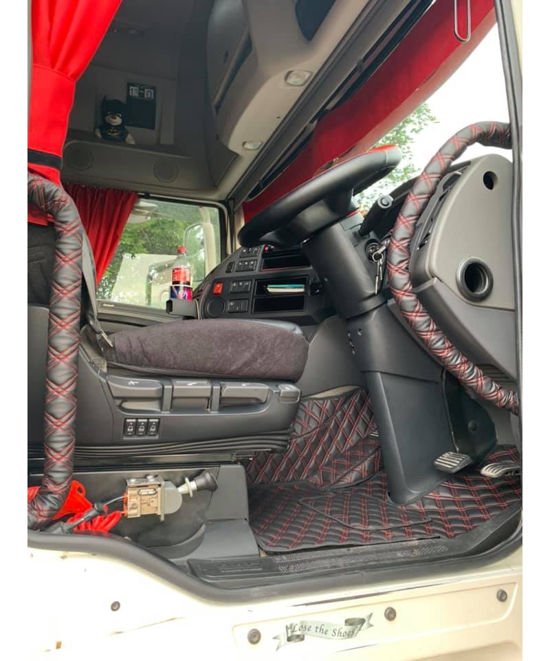 quilted truck grab handle covers 