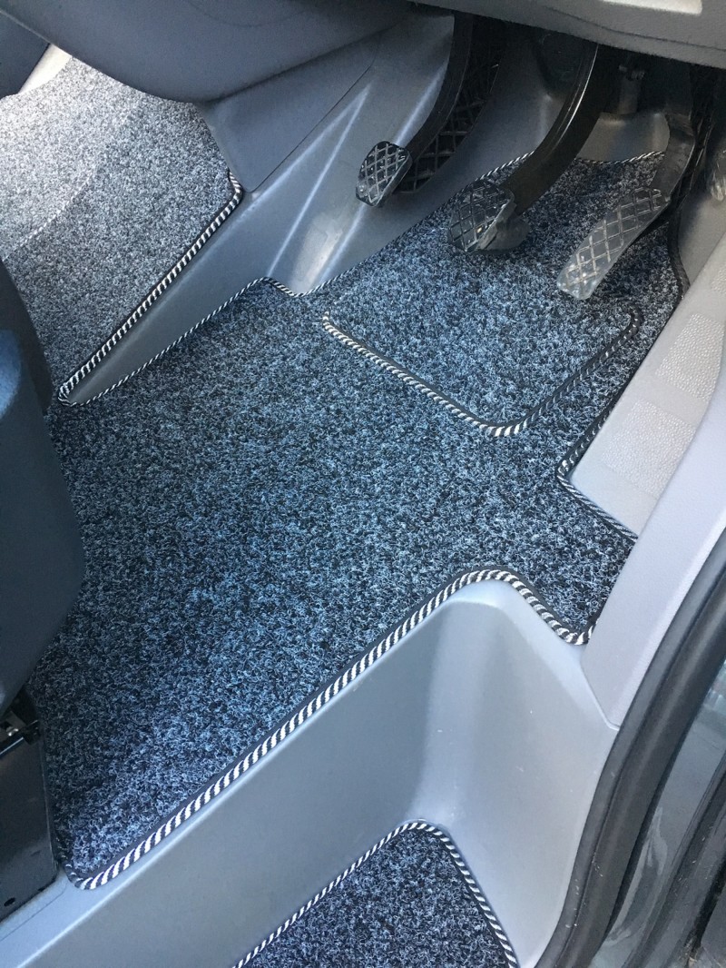 Van mat to fit the Volkswagen Crafter 2018 - 