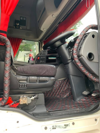 quilted truck grab handle covers 