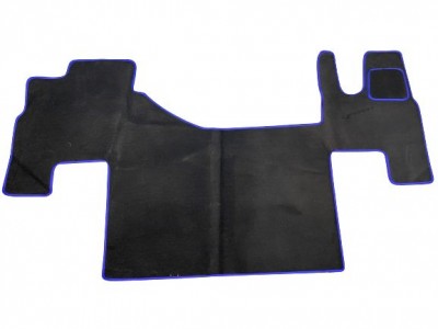 Renault T-CAB High flat floor truck mats in black with blue edge 